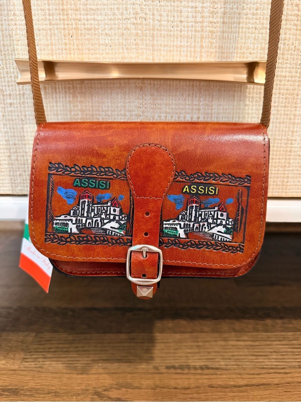 NWT Vintage Brown Italian Leather Crossbody Bag with Hand-Painted Assisi Motif
